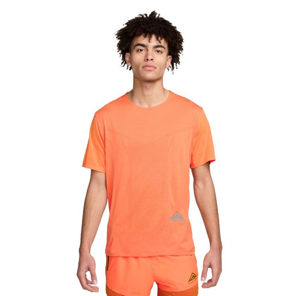 Nike Trail Dri-FIT Rise 365 Men's Short-Sleeve Running Gym Top Orange - Picture 2 of 8
